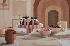 OYOY Grand Plat à Service Toppu Ø27 Cm -magasin de tapis 506640 01 3 EnvironmentImage 3e307a38e8