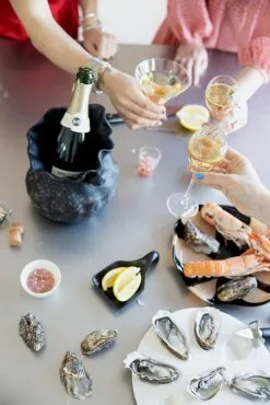 ByOn Plat Curve Black-beige -magasin de tapis 508613 01 10 EnvironmentImage fcf1dc9d91