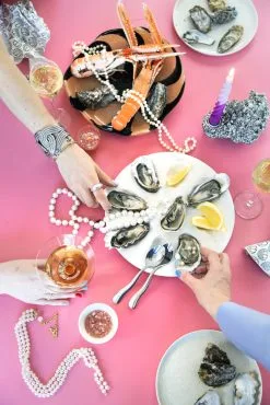 ByOn Plat Curve Black-beige -magasin de tapis 508613 01 11 EnvironmentImage 244f9b3857