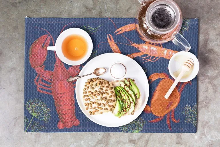 Ekelund Linneväveri Set De Table Festin De Fruits De Mer 4 Ekelund Linneväveri Set De Table Festin De Fruits De Mer – Image 2